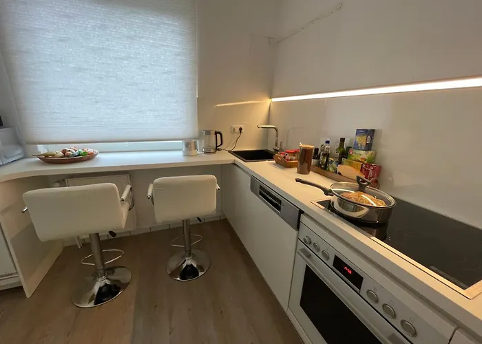 Zwei Zimmer, Kueche, Badezimmer, Aufenthaltsraum * Borgholzhausen