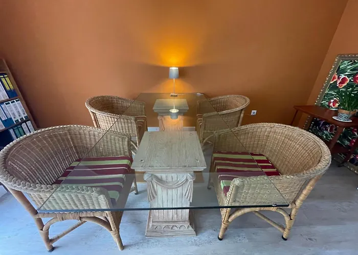 Zwei Zimmer, Kueche, Badezimmer, Aufenthaltsraum * Borgholzhausen